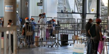 Se detectaron 354 nuevos casos y 15 decesos