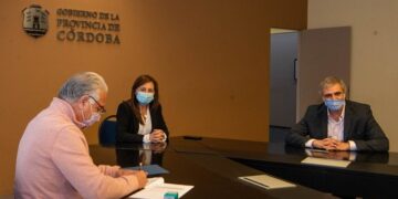 El Gobierno y la UEPC acordaron incremento salarial