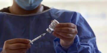 Argentina alcanzó la inmunización de más del 55% de la población