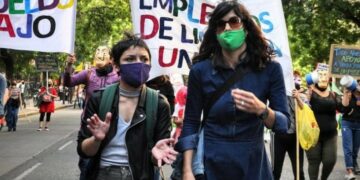 Proponen reducir a seis horas la jornada laboral de enfermería