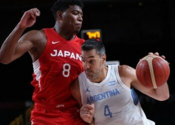 Básquetbol: Por el pase a semis