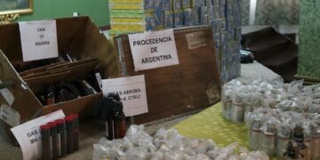 Armas a Bolivia
