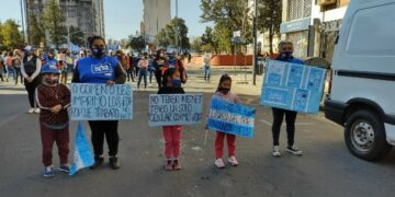 Barrios de Pie marchó contra la pobreza infantil