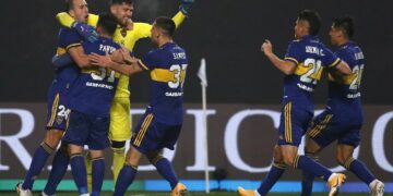 Boca superó a River por penales y avanzó