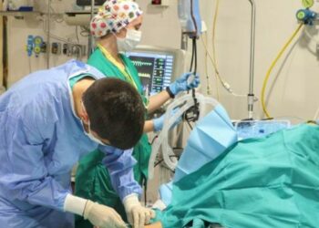 En la última semana se observó un leve descenso de contagios