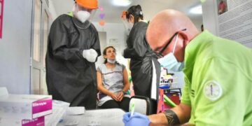 Confirmaron 64 muertos y 3.636 nuevos contagios de coronavirus