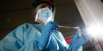 La variante Delta tiene el doble de riesgo de hospitalización