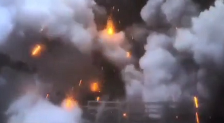 Cinematográfica explosión en la planta de Siderar