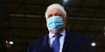 La Justicia ordenó reabrir la causa por el vacunatorio VIP