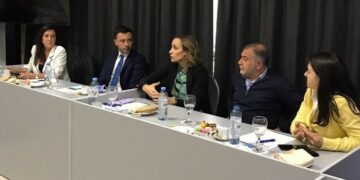 La mano derecha de Bullrich calificó de tibio a Negri