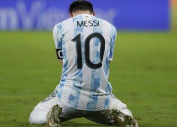 Le hizo un retrato perfecto de Messi con su cortadora de pelo