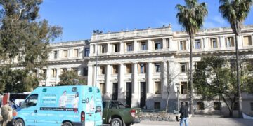 Ante la vuelta a la presencialidad, empleados judiciales se resisten a la vacunación