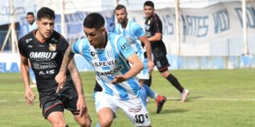 Racing empató en Nueva Italia ante Sportivo Las Parejas
