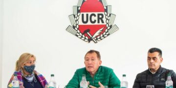 Rossi impulsa un nuevo contrato social para dejar atrás la pobreza