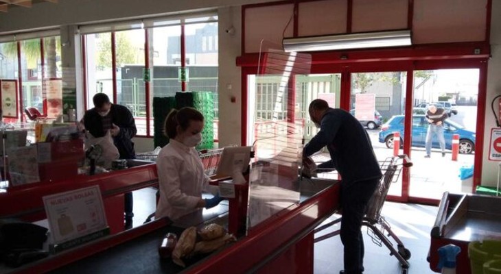 Desde el lunes, los supermercados podrán atender hasta las 21 Desde el lunes, los supermercados podrán atender hasta las 21