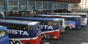 Decretan paro nacional de 72 horas en el transporte de larga distancia