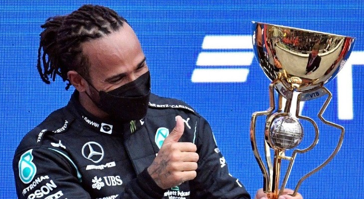Hamilton llegó a 100 victorias en la F1 tras coronarse en el GP de Rusia