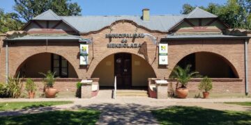 Municipales que no se vacunen, no cobrarán en Mendiolaza