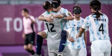 Los Murciélagos golearon a Tailandia y enfrentarán a China en semifinales