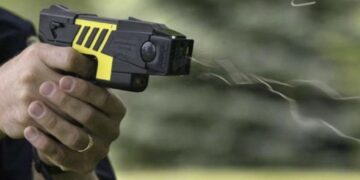 Las Taser son armas no letales que ayudan a brindar seguridad
