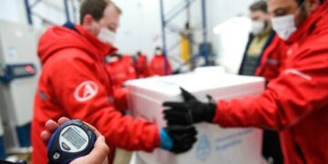 Llegaron vacunas Pfizer y Argentina superó las 63,4 millones de dosis