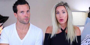 Lo despidieron tras enterarse de que su mujer era actriz porno