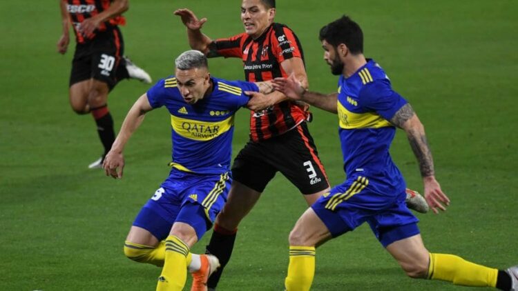 Boca eliminó a Patronato por penales y es el primer semifinalista