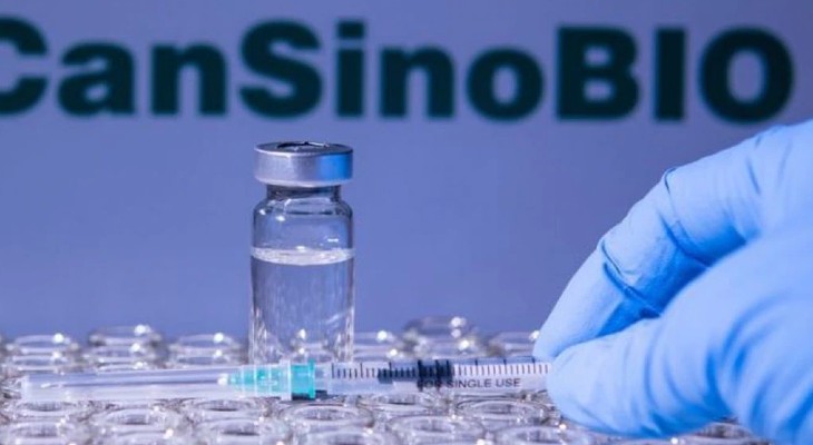 Llegaron 200.000 dosis CanSino para aplicar en población vulnerable