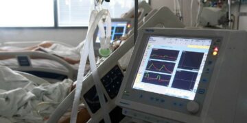 Reportaron 239 muertos y 2.297 nuevos contagios de coronavirus