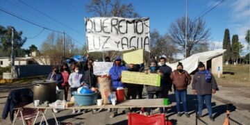 Ordenan el desalojo de manifestantes por los cortes en ruta 9 Norte
