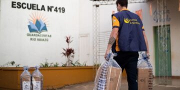 Comenzó el operativo para repartir más de 100.000 urnas