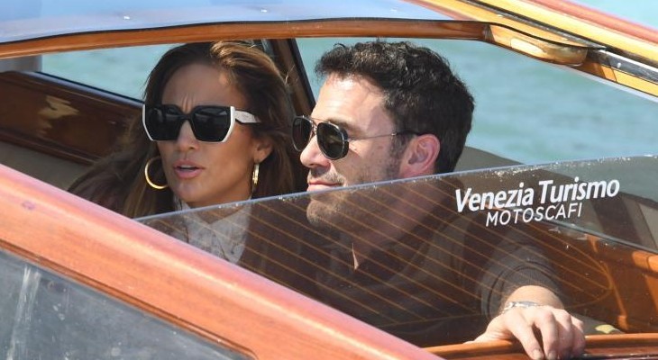 Jennifer Lopez y Ben Affleck revolucionaron Venecia