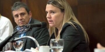 Denuncian a senadora del PRO por contratar irregularmente a su niñera