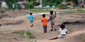 El índice de pobreza llegó al 40,6% en el primer semestre del año