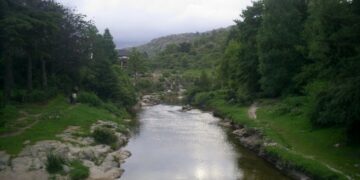 Aceptan amparo ambiental por contaminación de un río en La Cumbrecita