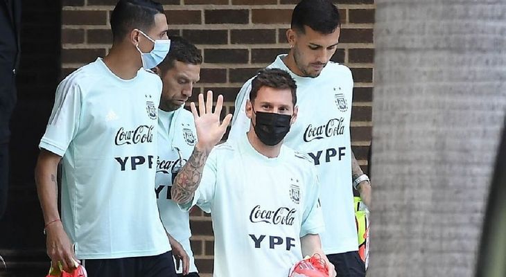 La Selección hizo su primera práctica en Brasil La Selección hizo su primera práctica en Brasil