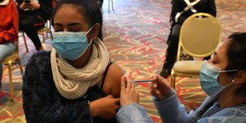 La vacunación seguirá en septiembre con foco en las segundas dosis