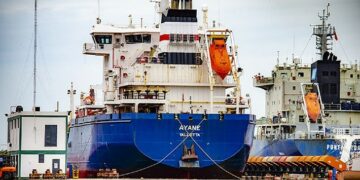 Un marinero mató al capitán y al primer oficial de un buque petrolero