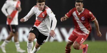 River recibe a Argentinos con la ilusión de dar otro paso hacia el título