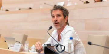 Cossar: Lo de Aníbal Fernández es amenazante, abusivo y xenófobo