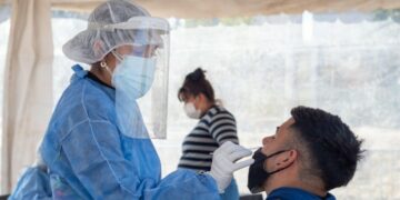 Murieron 19 personas y 1.373 resultaron contagiadas en el país