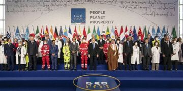 Acuerdan un impuesto empresarial global mínimo del 15%