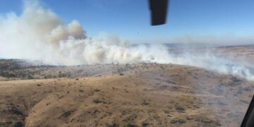 Continúa el combate del fuego en alta montaña
