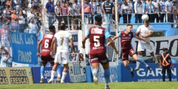 Racing igualó de local ante Central Norte