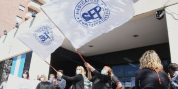 El SEP denunció un estado de anarquismo en Apross