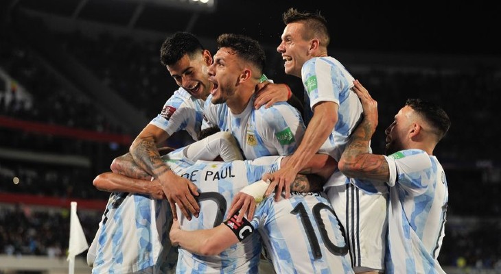 La Selección Argentina goleó a Uruguay en el Monumental