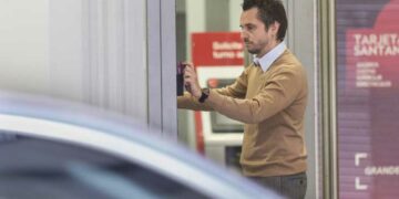 Durante varias horas, los cajeros automáticos sufrieron fallas