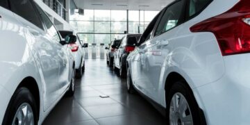 Los patentamientos cayeron más del 26% en octubre