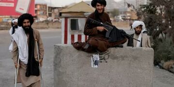 Gobierno talibán y EE.UU. se reúnen desde la retirada de Afganistán