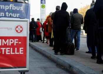 Austria es el primer país en obligar a su población a vacunarse contra el coronavirus